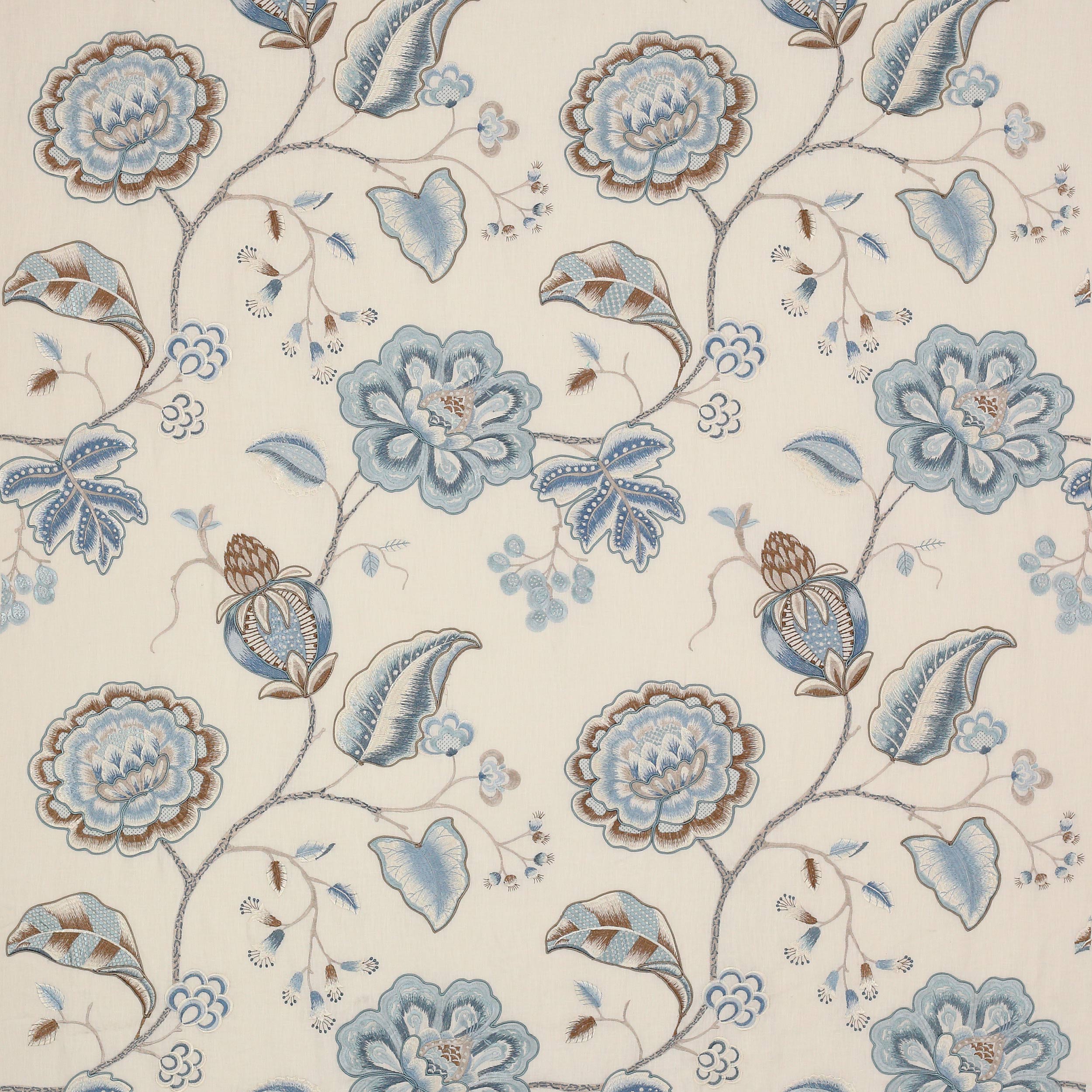 Portia Fabric in Blue by Colefax and Fowler